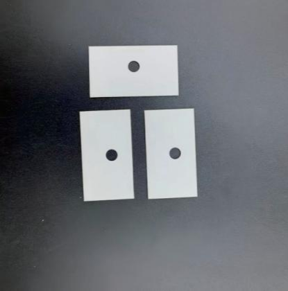 Ceramic Insulating Thermal Pads / Ceramic Plates (TO-220 · TO-3P · High Thermal Conductivity)